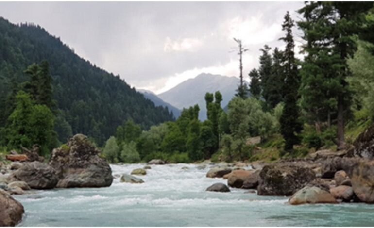  Retreat to the Mountains. Pahalgam – The Valley of Shepherds.