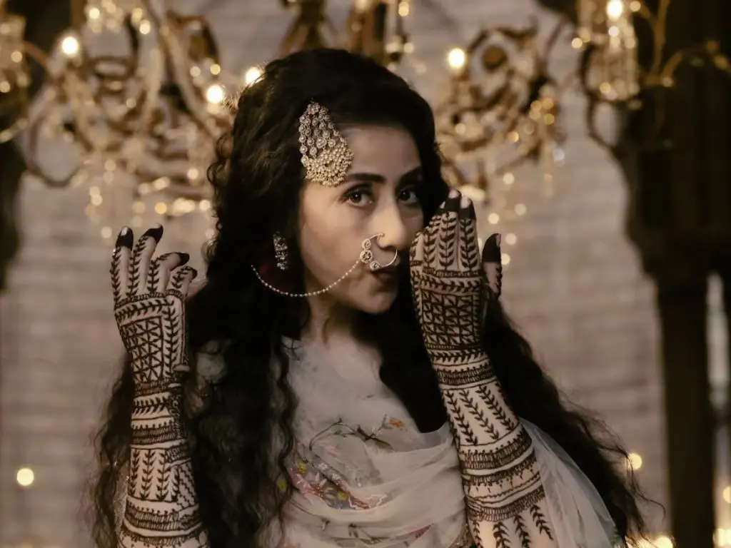 Manisha Koirala Rules The Show - Heeramandi