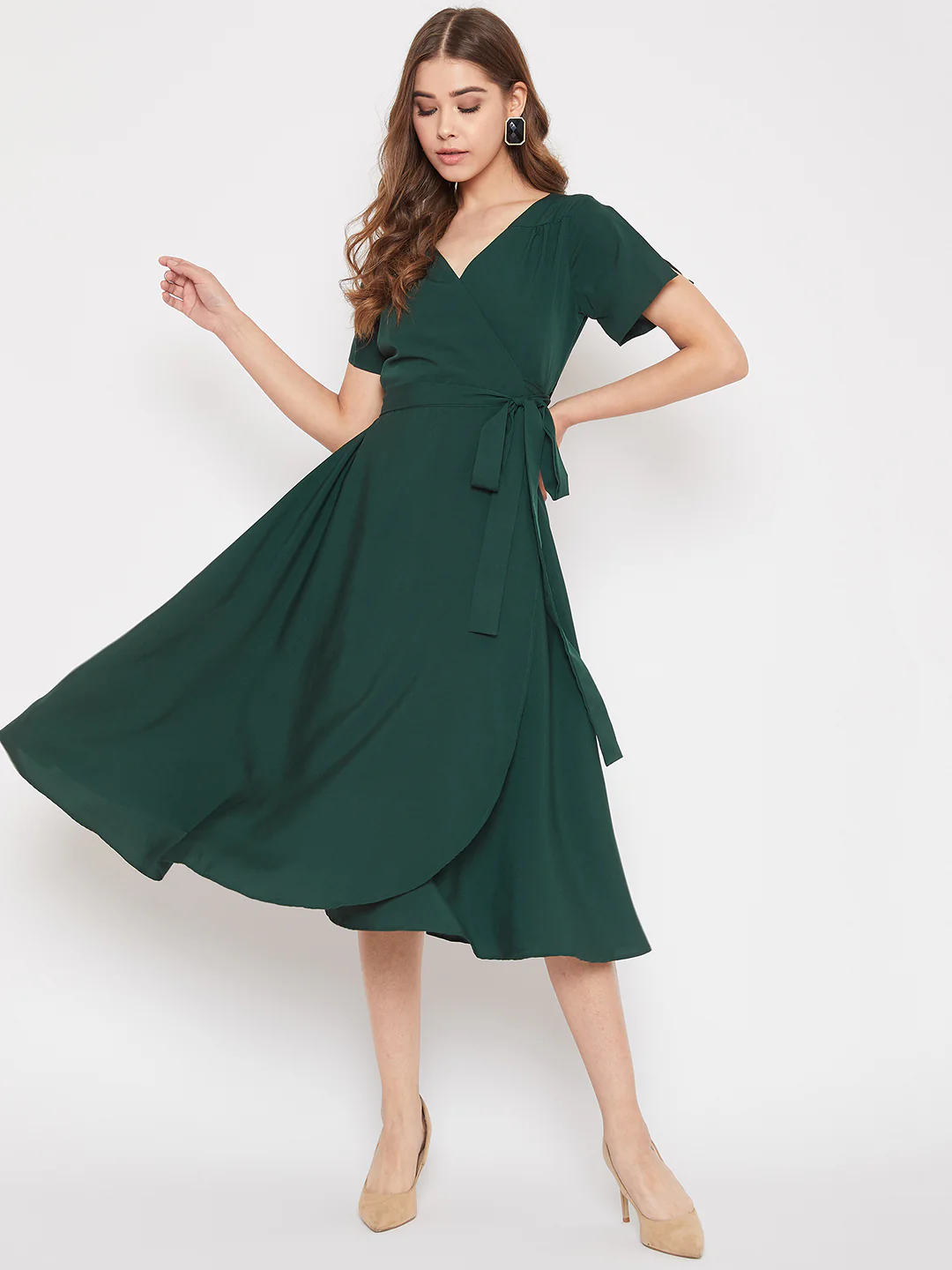 10 Green Dresses To Fashionably Hop On The Trend Train