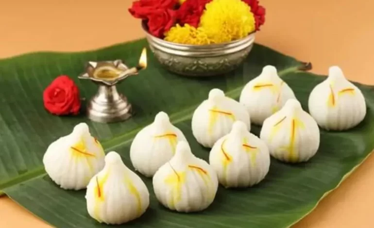 Special Ways To Offer Modaks to Lord Ganesha