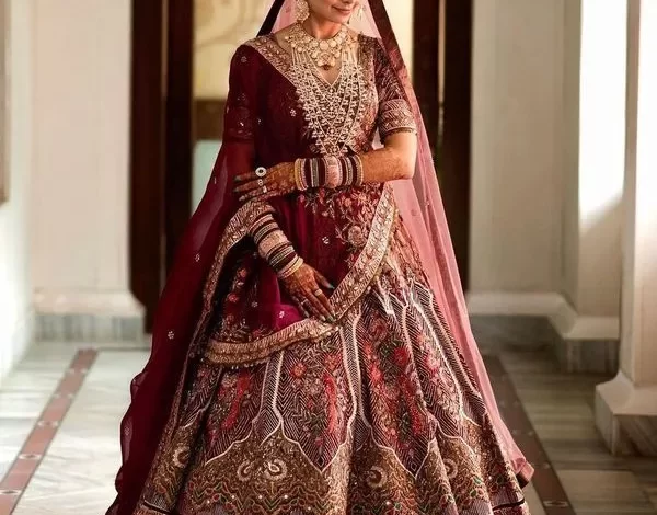  Sabyasachi Bridal Couture 2024: Royal Florals Redefine Luxury