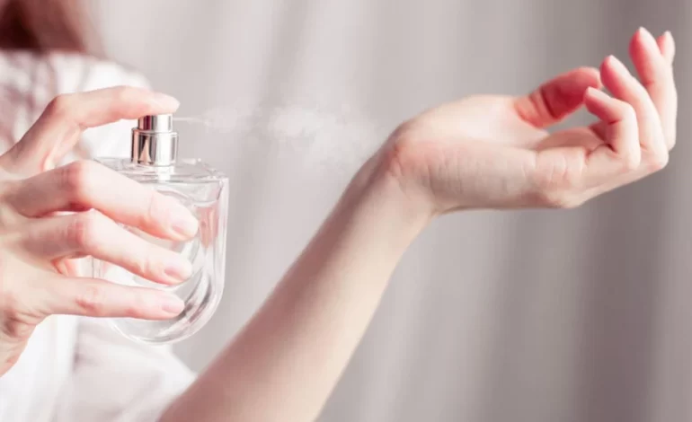 10 Simple Ways To Smell Good All Day: Easy Tips For A Fresh You