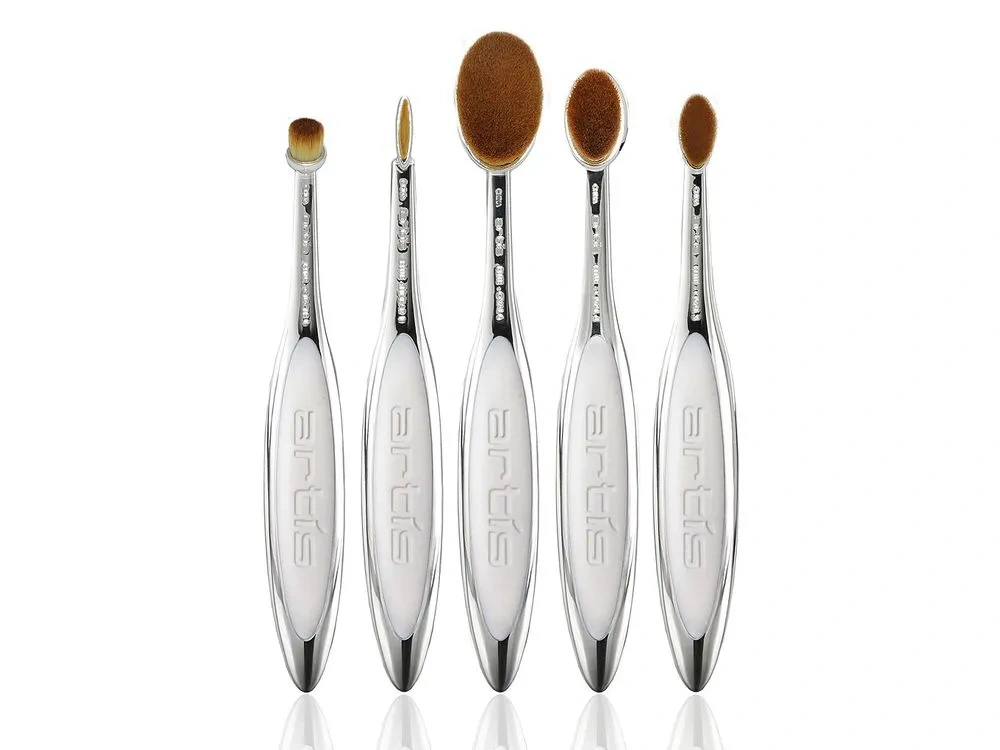 Top 5 Unique Travel Makeup Brush Kits You Must Have